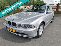 BMW 5-serie - 525i Executive LEUKE AUTO RIJDT EN SCHAKELT GOED