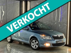 Skoda Octavia Combi - 1.4 TSI Ambition Business Line Xenon | Park Sensor | Navi | Trekhaak | Nap | Boekjes