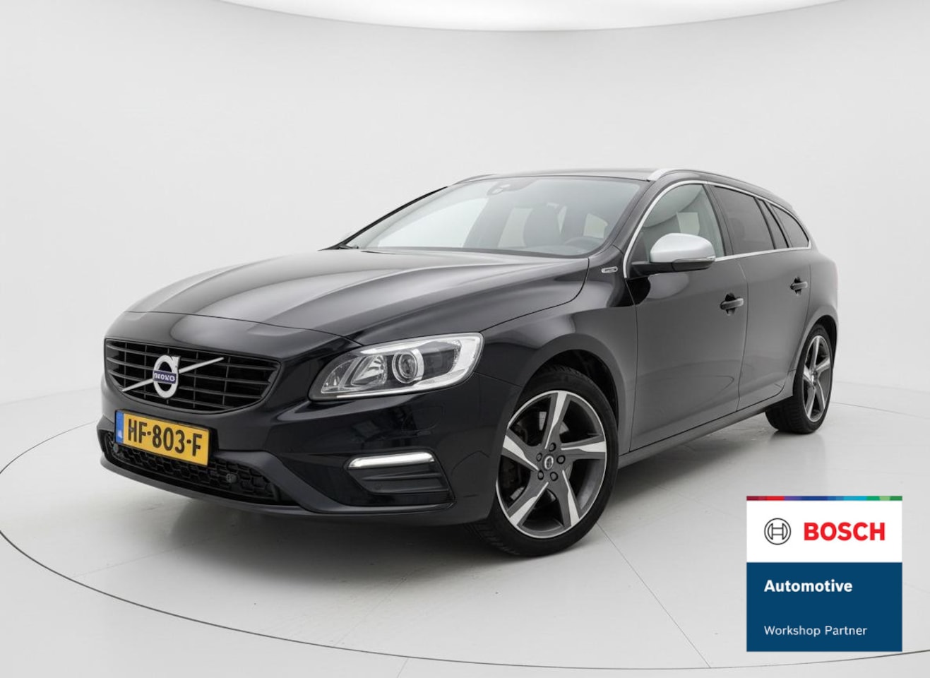Volvo V60 - 2.4 D6 Twin Engine R-Design 2.4 D6 Twin Engine R-Design - AutoWereld.nl