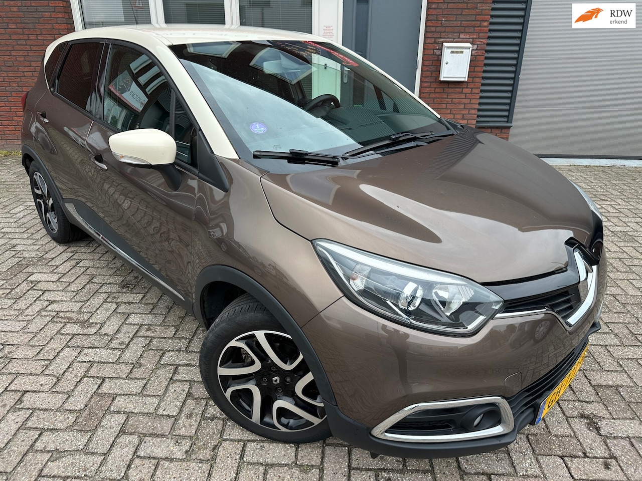Renault Captur - 0.9 TCe Dynamique / Navi / PDC / Clima / Cruise / NAP - AutoWereld.nl