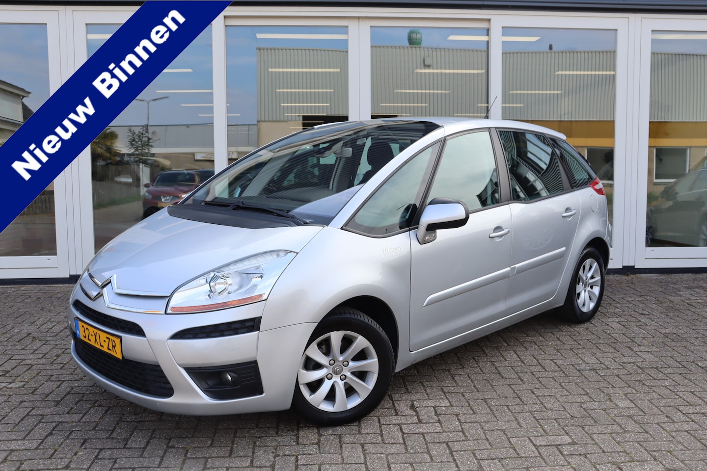 Citroën C4 Picasso - 1.8-16V Business 5p. 1.8-16V Business 5p., Cruise Control, Airco, PDC A, Prijs Is Rijklaar - AutoWereld.nl