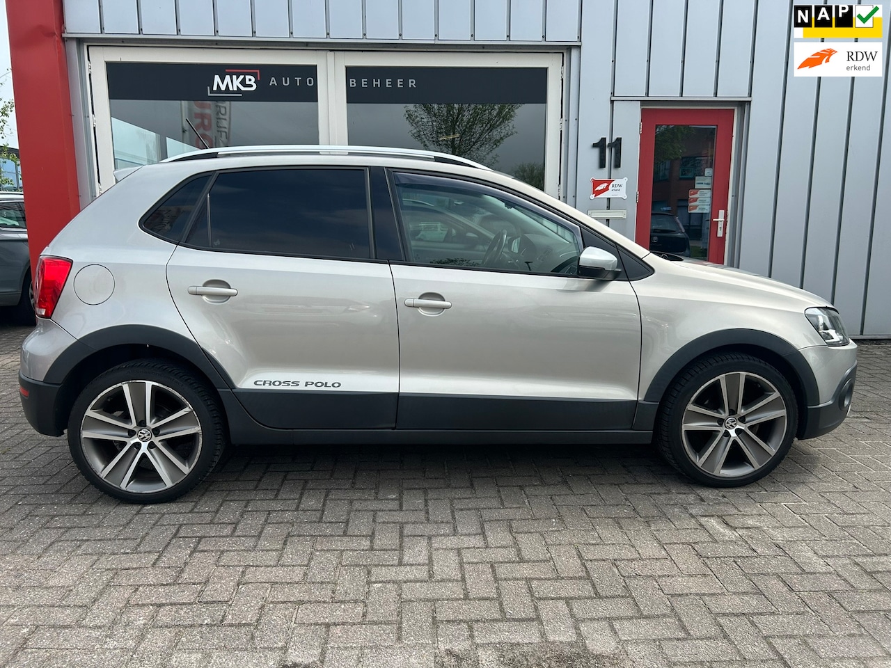 Volkswagen Polo - 1.2 TSI Cross NW Ketting/Carplay - AutoWereld.nl