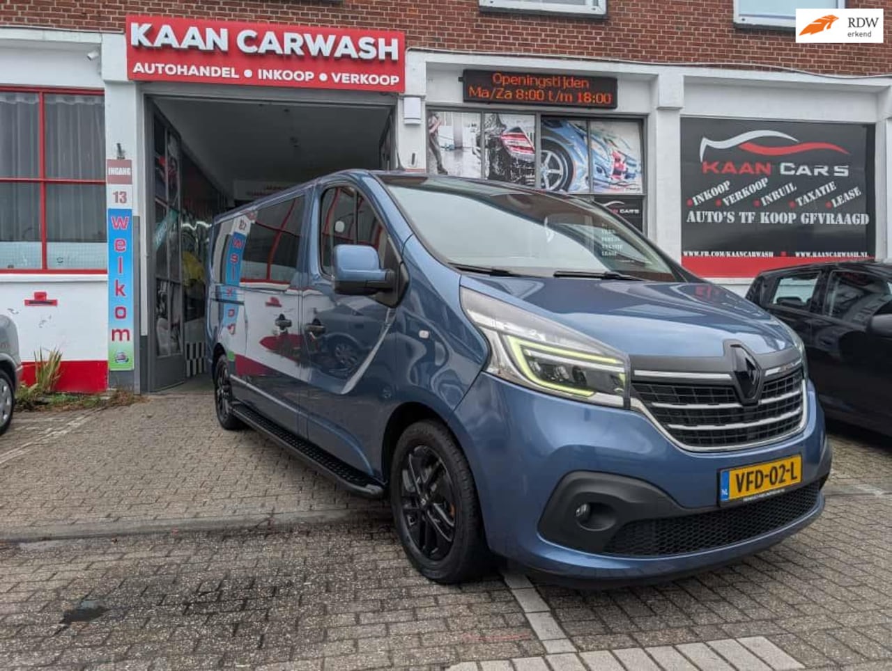 Renault Trafic - 2.0 dCi 145 T29 L2H1 DC Comfort 2.0 dCi 145 T29 L2H1 DC Comfort - AutoWereld.nl