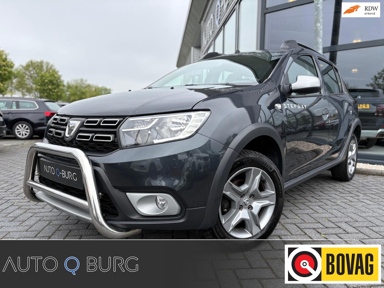 Dacia Sandero Stepway - 1.0 TCe Plus | Airco | Cruise | Navi | PDC | DAB | Dakrailing | Dealer Onderhouden | - AutoWereld.nl