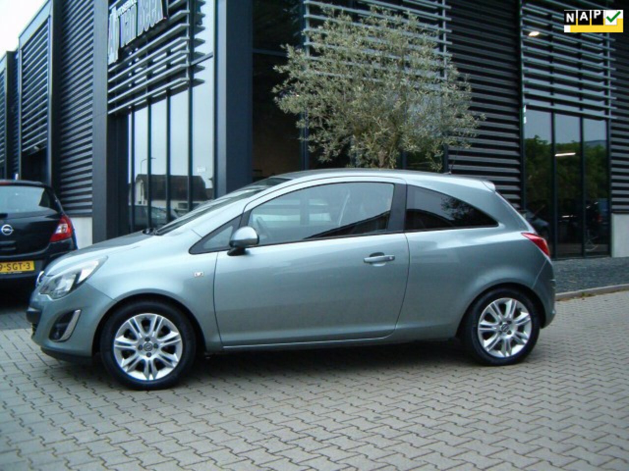 Opel Corsa - 1.2-16V BlitZ 1.2-16V BlitZ - AutoWereld.nl