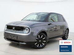 Honda e - e Advance 17" CARPLAY - PANO - STOELVERWARMING - 360 CAMERA - DIGITALE SPIEGELS