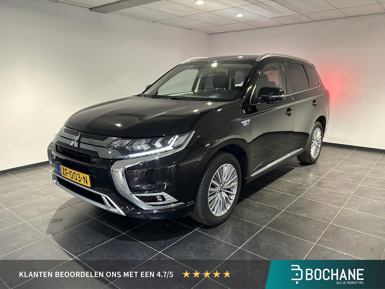 Mitsubishi Outlander - 2.4 PHEV Intense | Trekhaak | Apple Carplay/Android Auto | Stoelverwarming | - AutoWereld.nl