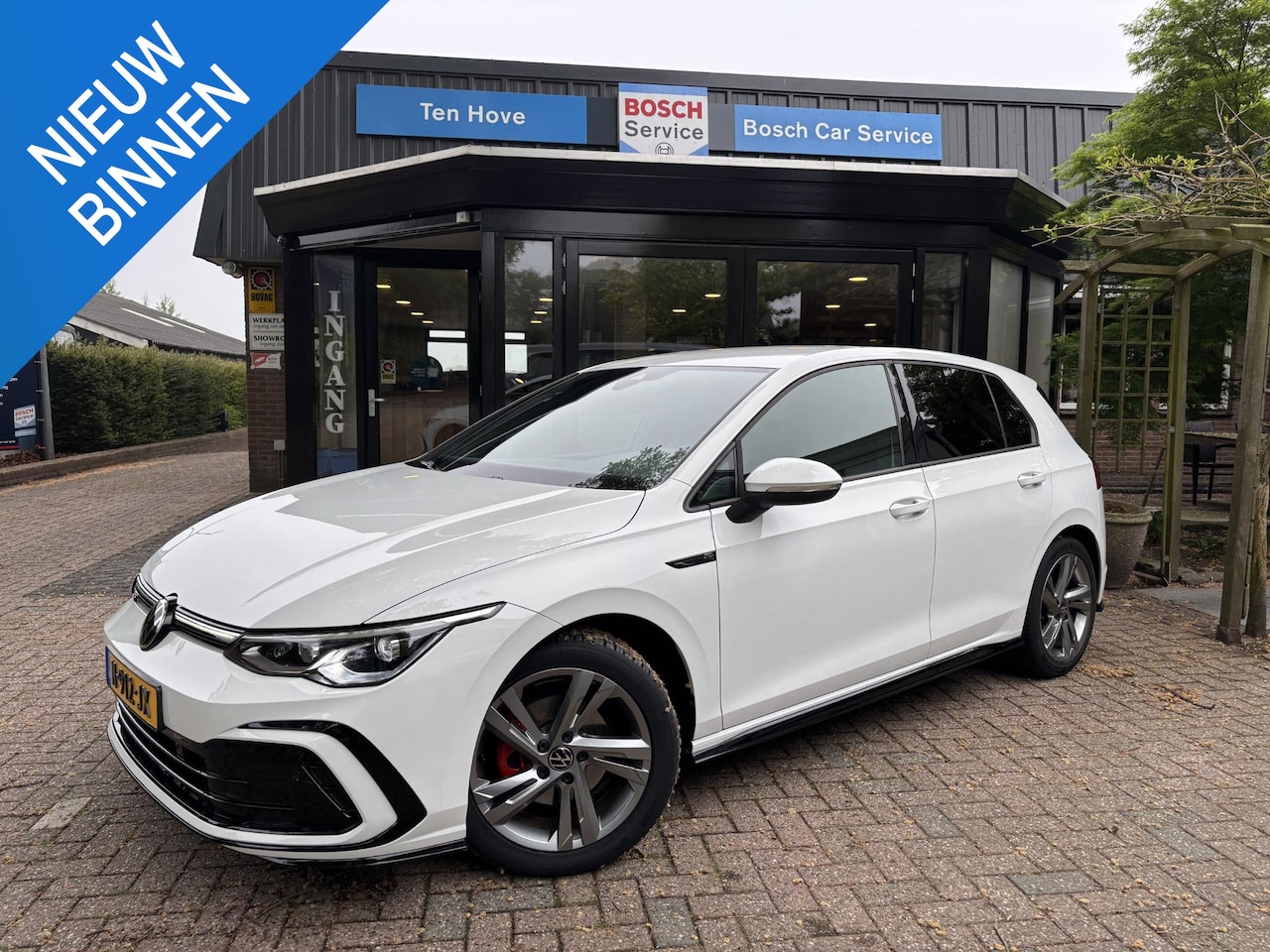 Volkswagen Golf - 1.5 TSI R-Line|App-Connect|Trekhaak Afn.|Stoelver. - AutoWereld.nl