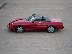 Alfa Romeo Spider - 2.0