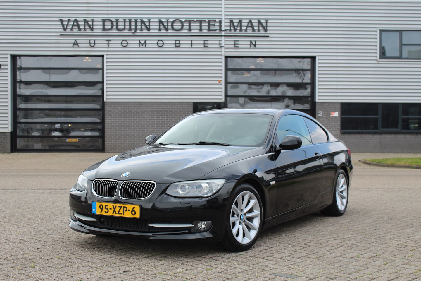 BMW 3-serie Coupé - 335i / Leer / Xenon / Keyless / ACC / N.A.P. - AutoWereld.nl