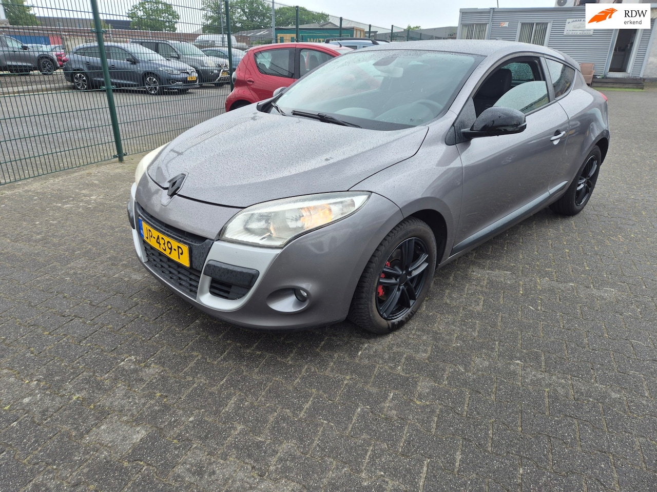 Renault Mégane Coupé - Renault Mégane Coupé 1.6 Expression - AutoWereld.nl