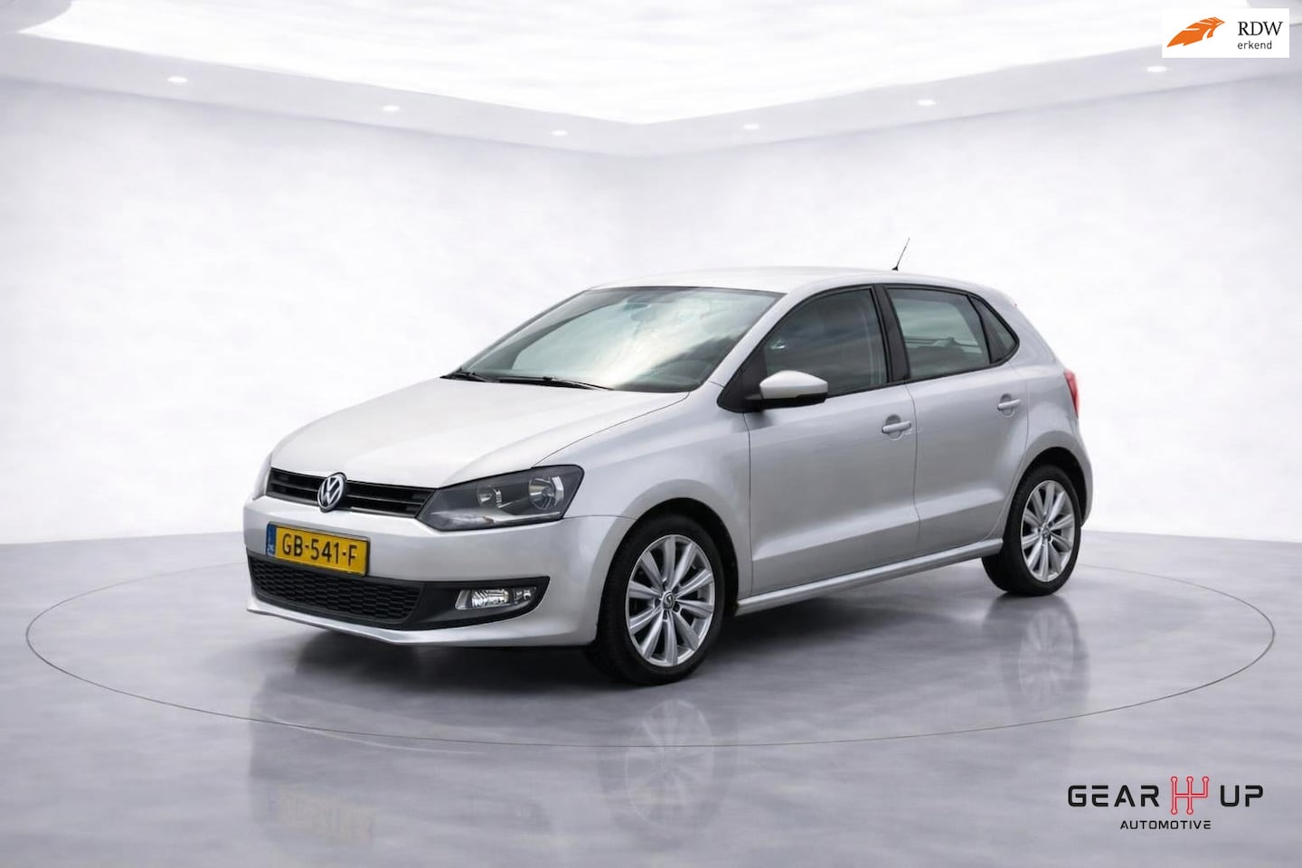 Volkswagen Polo - 1.6 TDI Comfortline AIRCO|CRUISE|LICHTMETAAL| - AutoWereld.nl