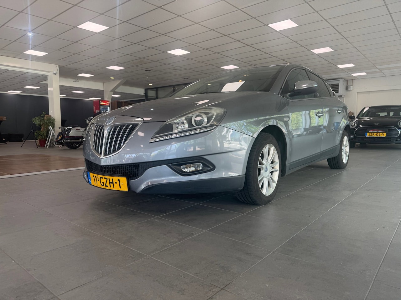 Lancia Delta - 1.6-16V Oro NAP/Leer/Clima/nwe bak/Nwe riem/Koppeling/Dynamo - AutoWereld.nl