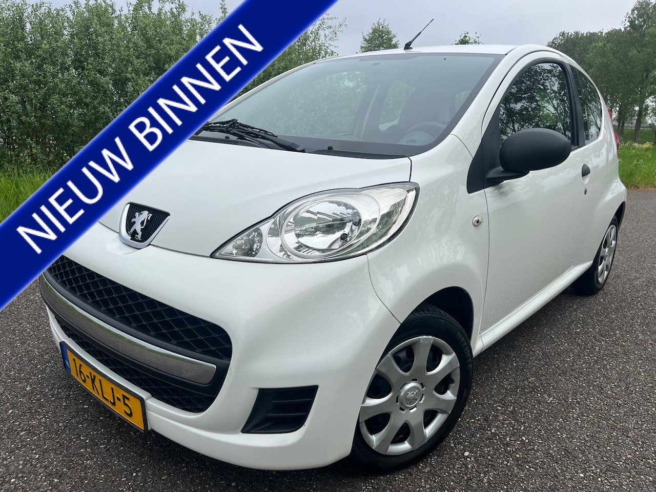 Peugeot 107 - 1.0-12V XR 1.0-12V XR - AutoWereld.nl