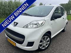 Peugeot 107 - 1.0-12V XR