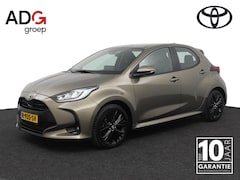 Toyota Yaris - 1.5 VVT-i Business Plus | Airco | Trekhaak | Navigatie | 17 Inch all-weather |
