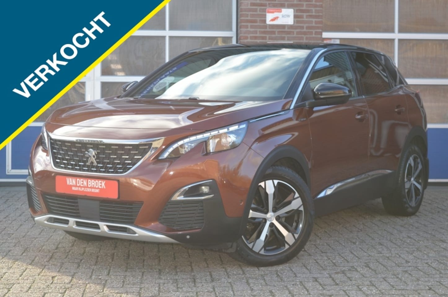 Peugeot 3008 - 1.6 e-THP GT Line | AUT - CAMERA - TRK.HAAK - AutoWereld.nl