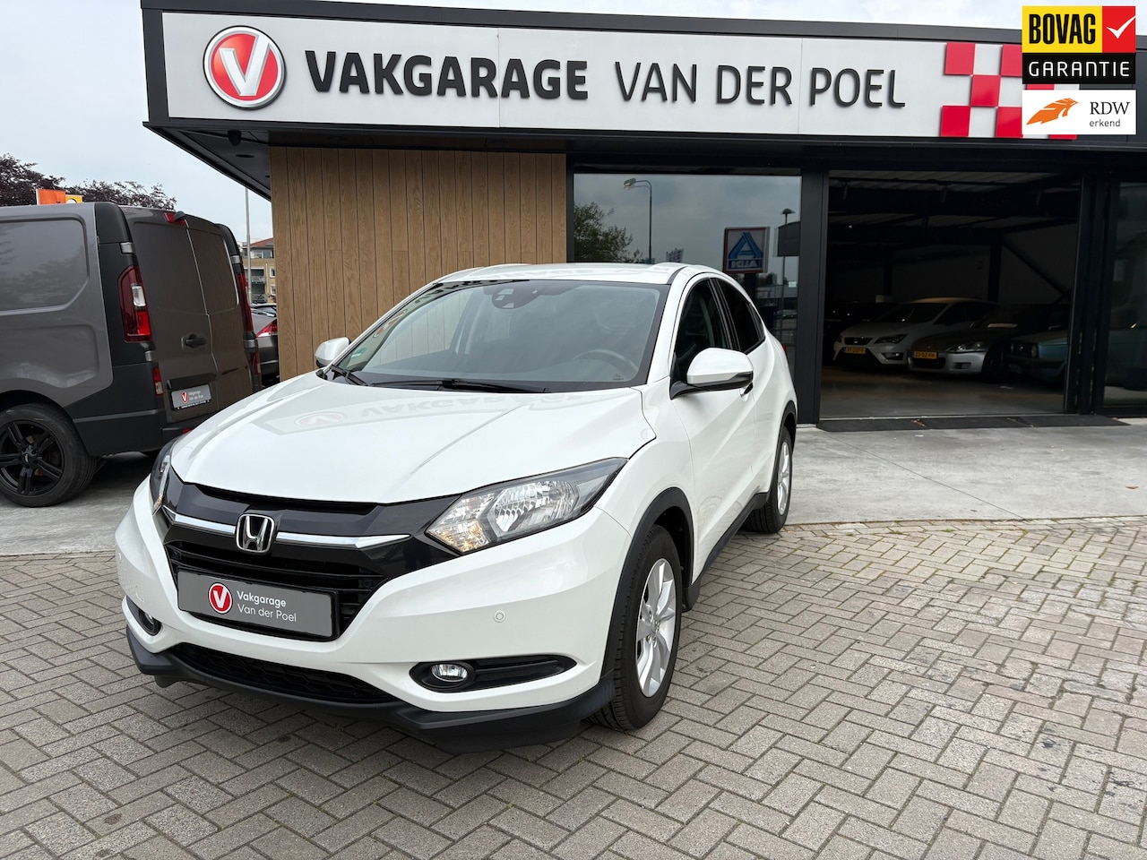 Honda HR-V - 1.5 i-VTEC Elegance 1.5 i-VTEC Elegance - AutoWereld.nl