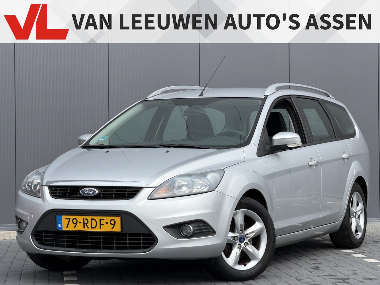 Ford Focus Wagon - 1.6 Comfort | Nieuwe apk | Airco | Trekhaak | Dealer onderhouden - AutoWereld.nl