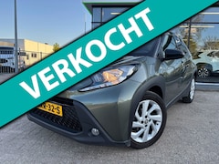 Toyota Aygo X - 1.0 VVT-i S-CVT first|Automaat|Climate control|Stoelverwarming
