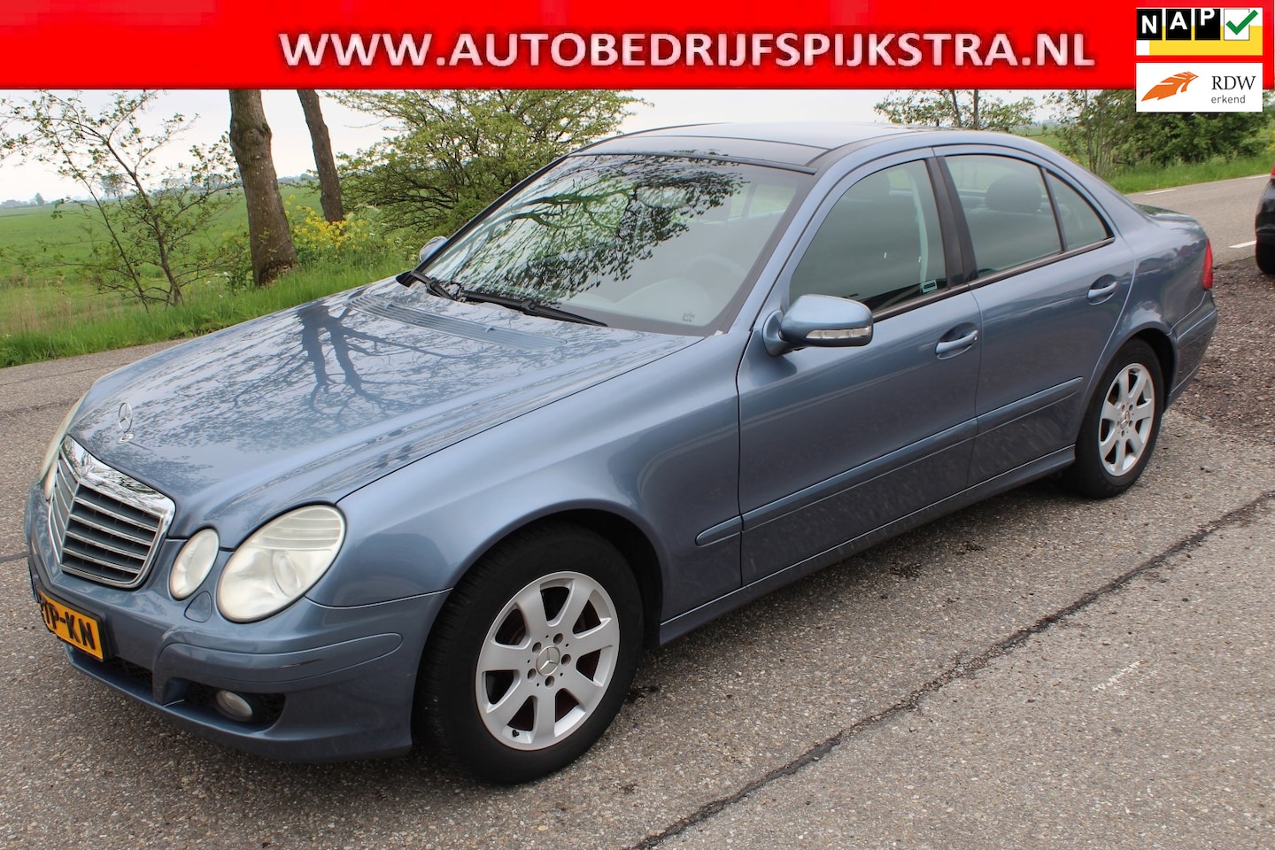 Mercedes-Benz E-klasse - 280 benzine // sedan / automaat // - AutoWereld.nl
