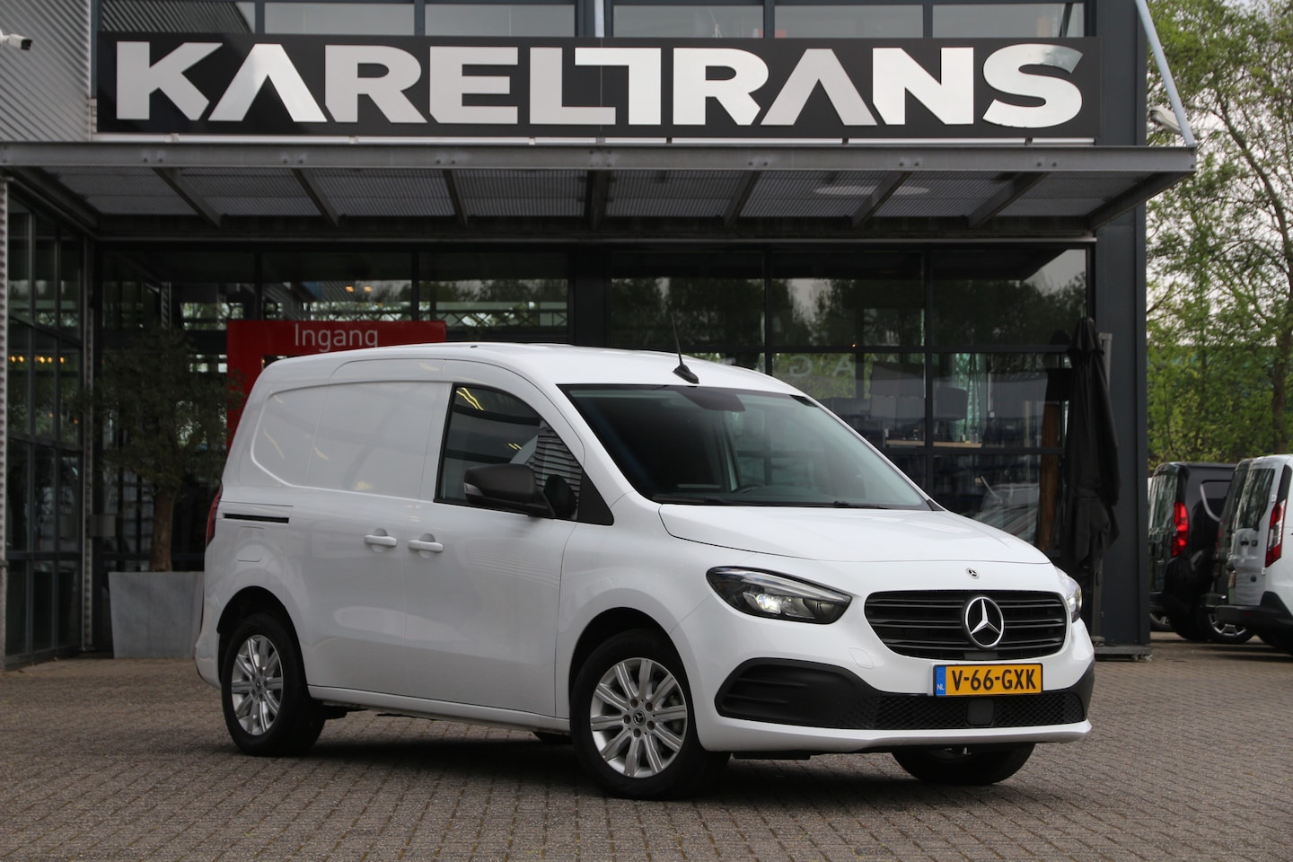 Mercedes-Benz Citan - 110 CDI | LED | Stoelverw. | Trekhaak | Camera | Airco.. - AutoWereld.nl