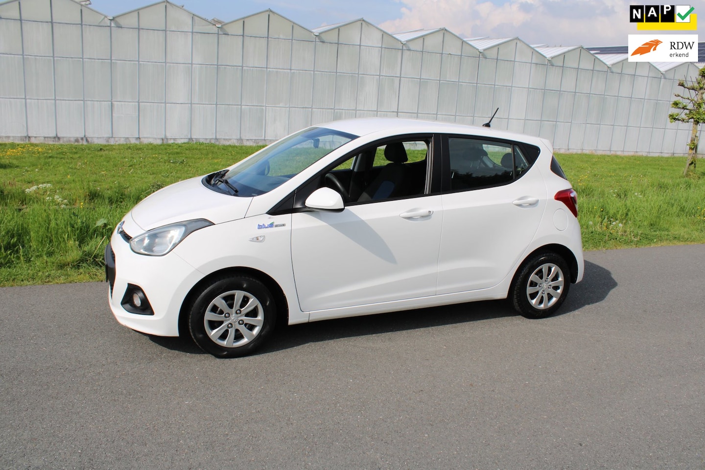 Hyundai i10 - 1.0i Go! 5 Drs met navigatie en Climate control - AutoWereld.nl