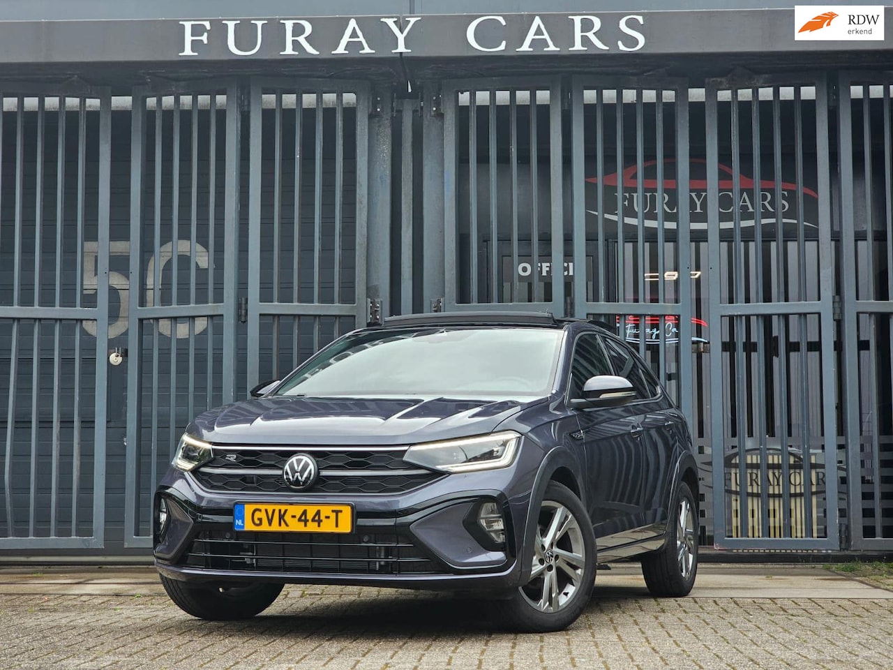 Volkswagen Taigo - 1.0 TSI R-Line Pano Camera - AutoWereld.nl