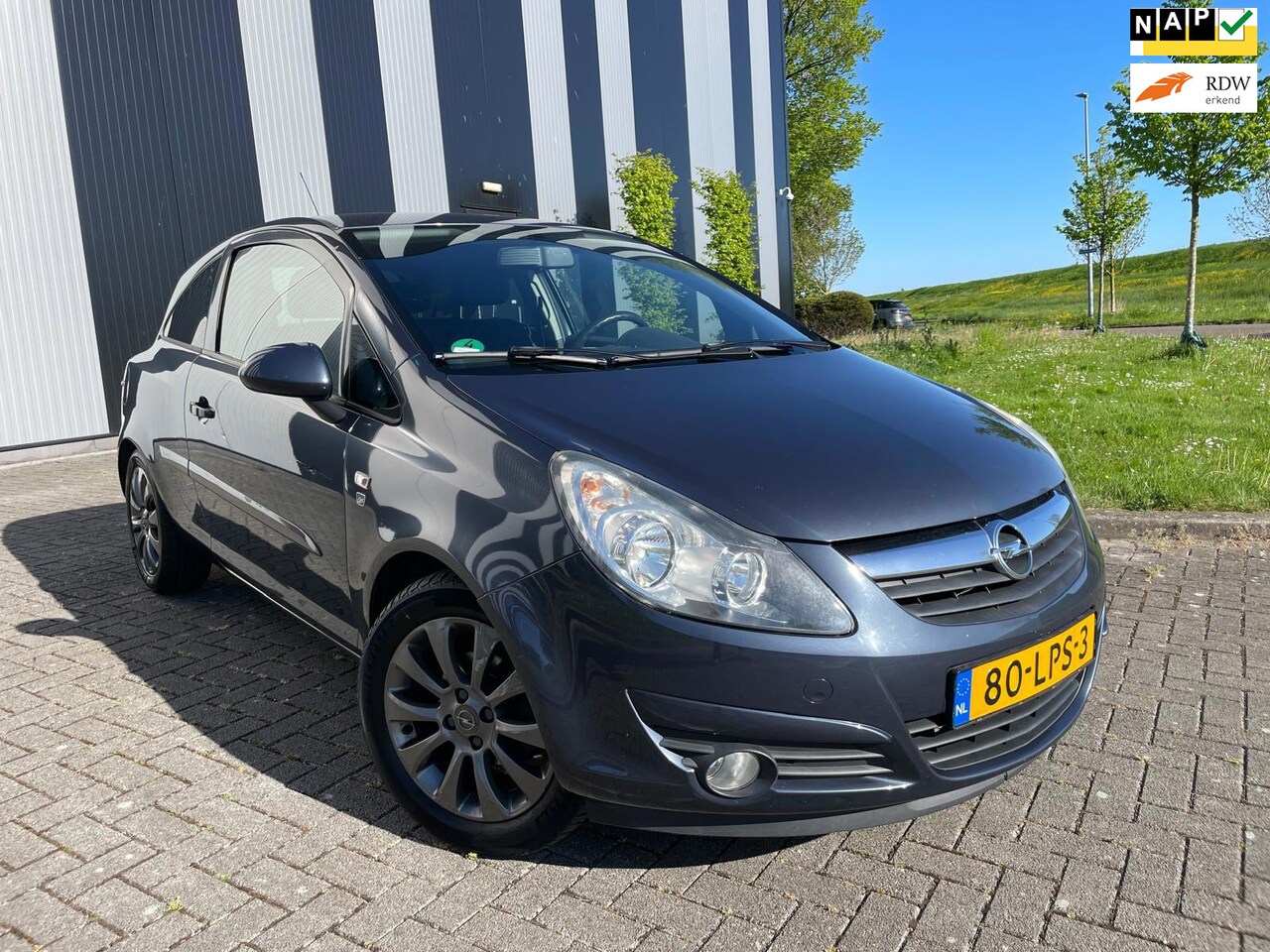 Opel Corsa - 1.2-16V '111' Edition 2e Eigenaar-Airco-Cruise-Lmv-2 Sleutels - AutoWereld.nl
