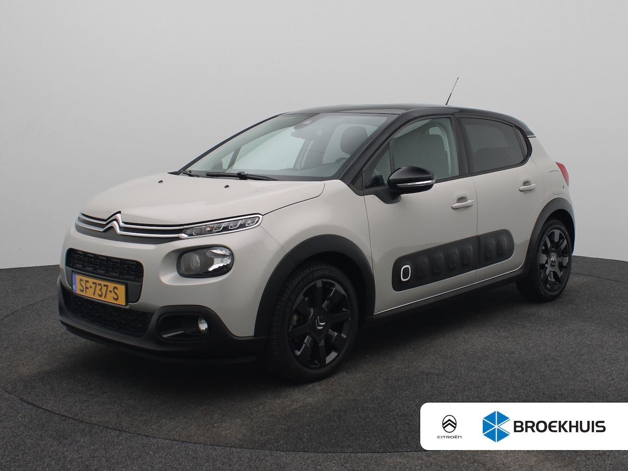 Citroën C3 - 1.2 PureTech S&S Shine Automaat | Navigatie | Cruise Control | Apple Carplay/Android Auto - AutoWereld.nl