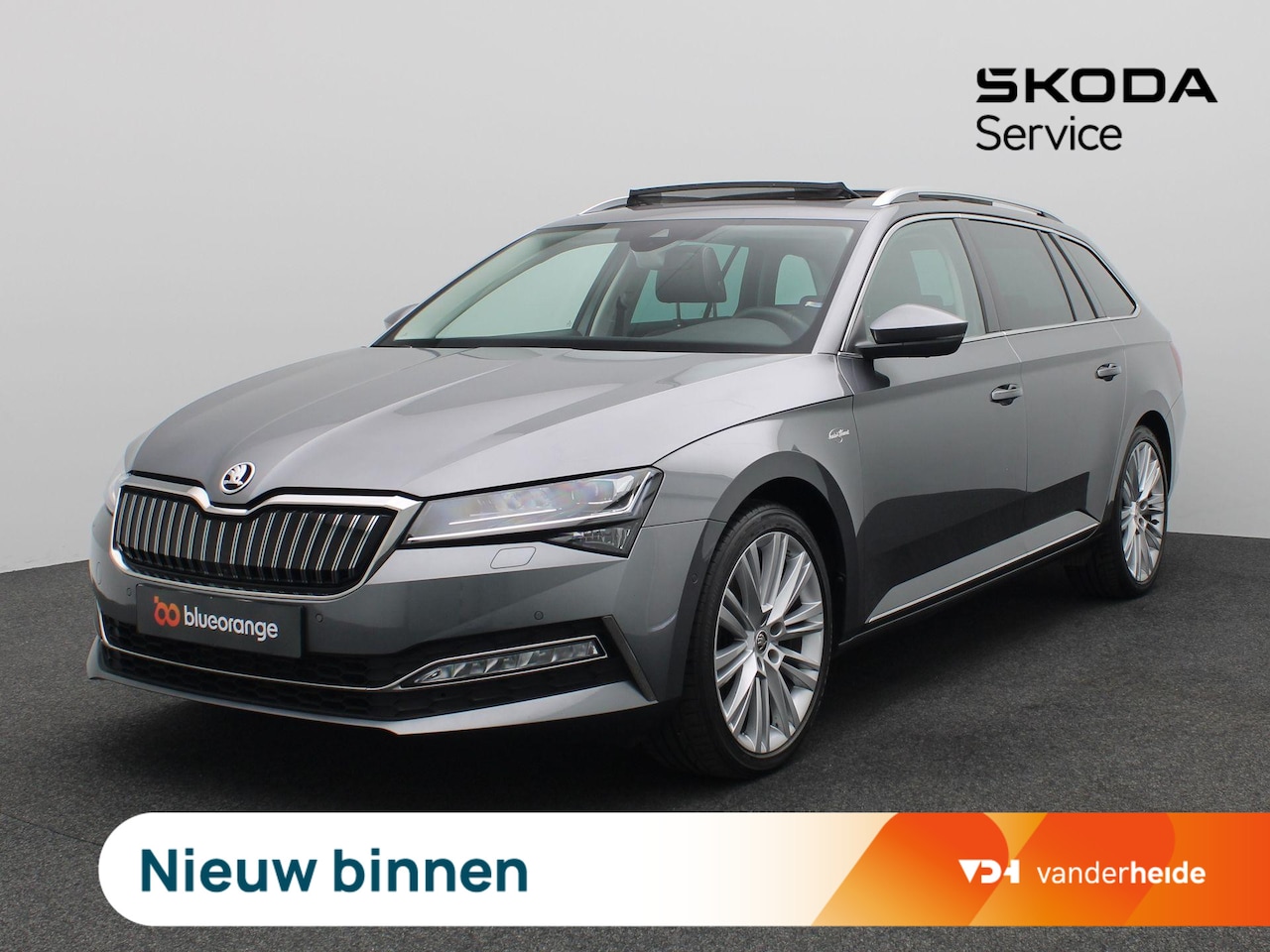 Skoda Superb Combi - 1.4 TSI iV Laurin & Klement 218PK DSG SOH 92,8%, Panoramadak, Trekhaak, Canton Audio, Keyl - AutoWereld.nl