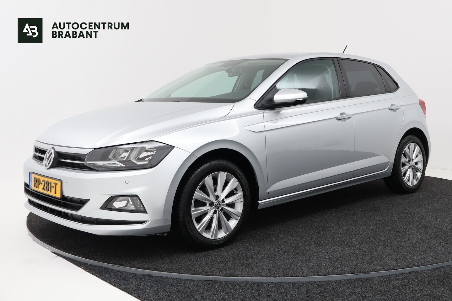 Volkswagen Polo - 1.0 TSI Highline (PARKEERSENSOREN, CRUISE CONTROL ADAPTIEF, CARPLAY) - AutoWereld.nl