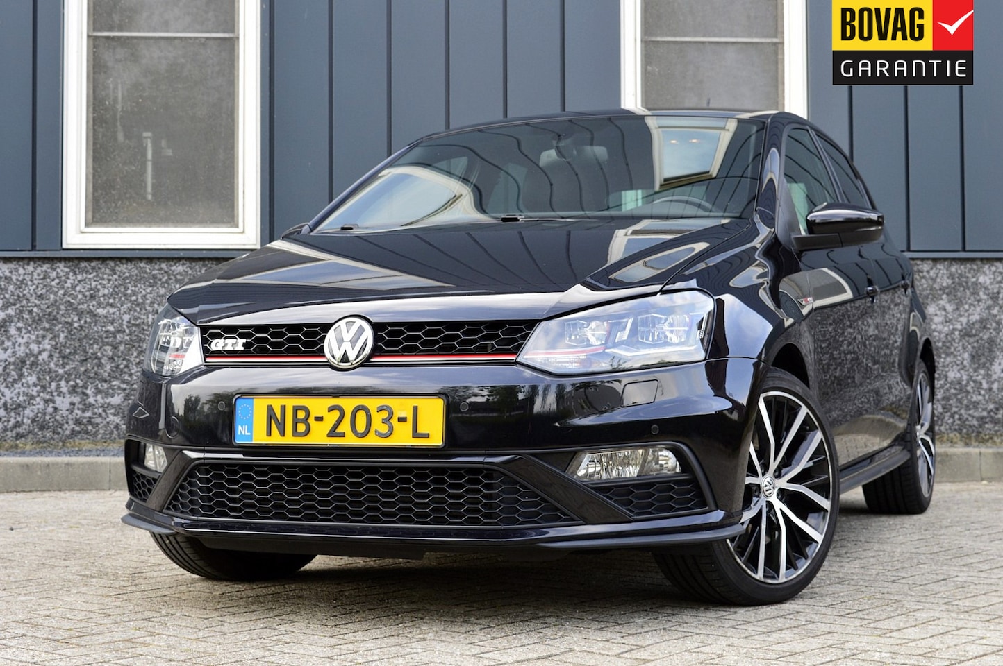 Volkswagen Polo - 1.8 TSI GTI Rijklaarprijs-Garantie Android/Apple carplay Leder Interieur Airco Camera - AutoWereld.nl