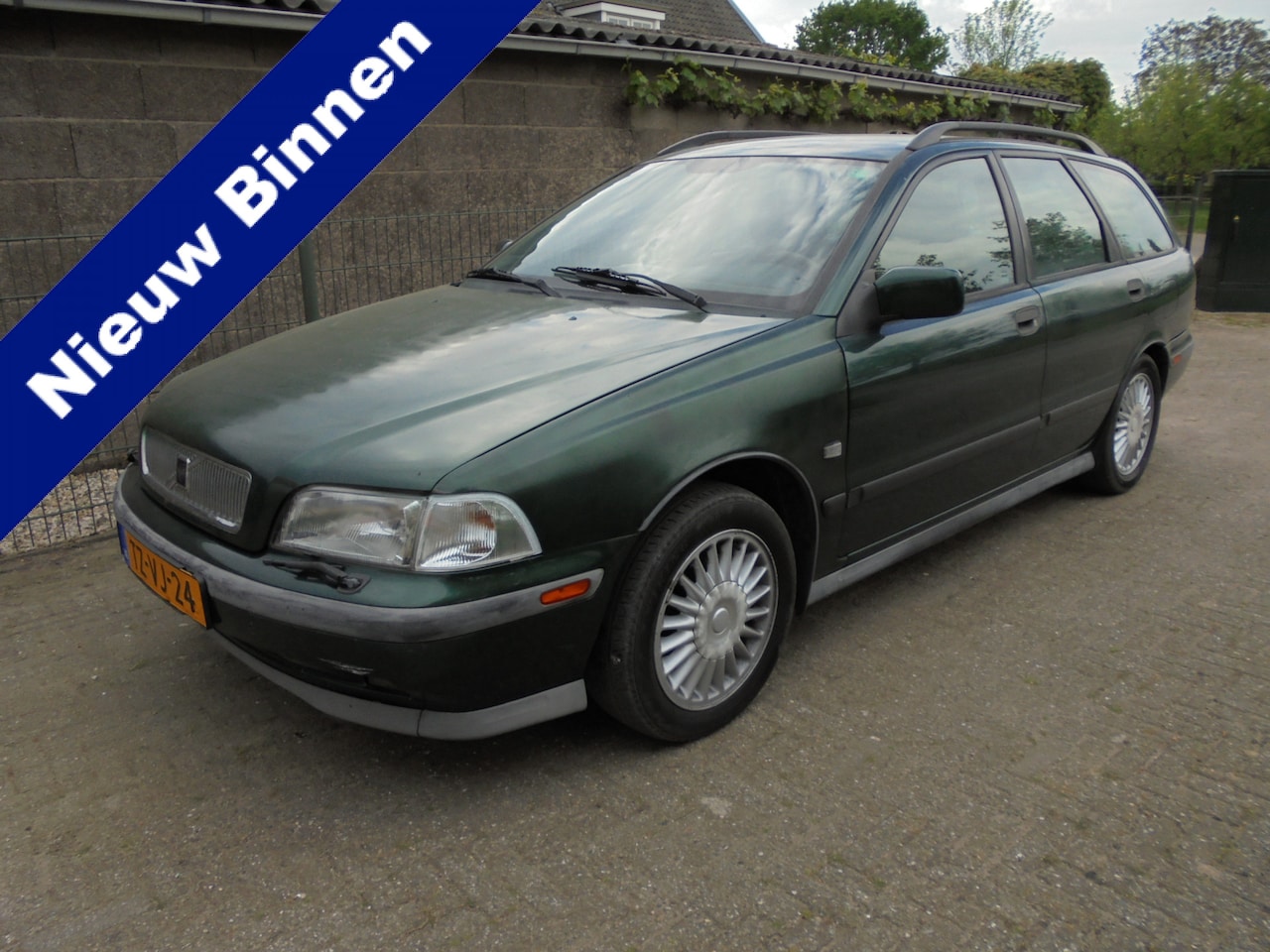 Volvo V40 - 1.8 Exclusive **APK 2-2027** - AutoWereld.nl