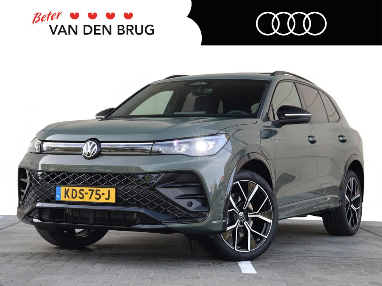 Volkswagen Tiguan - R-Line Edition 1.5 eHybrid 204 PK | Harman Kardon | Trekhaak | LED Matrix | Panoramadak | - AutoWereld.nl