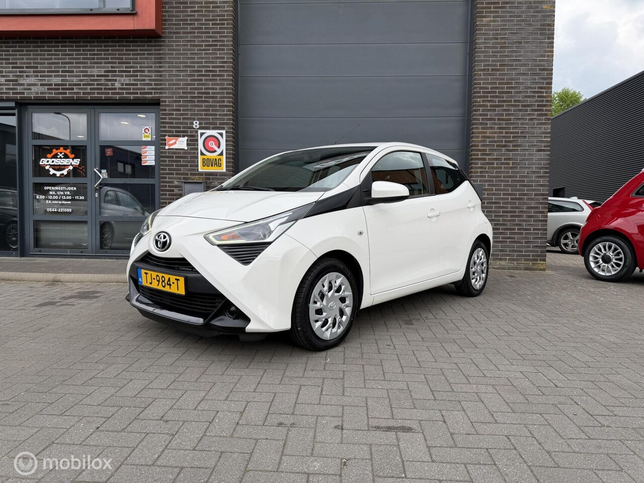 Toyota Aygo - 1.0 VVT-i x-play facelift - AutoWereld.nl
