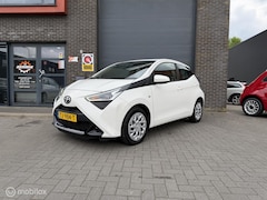Toyota Aygo - 1.0 VVT-i x-play facelift