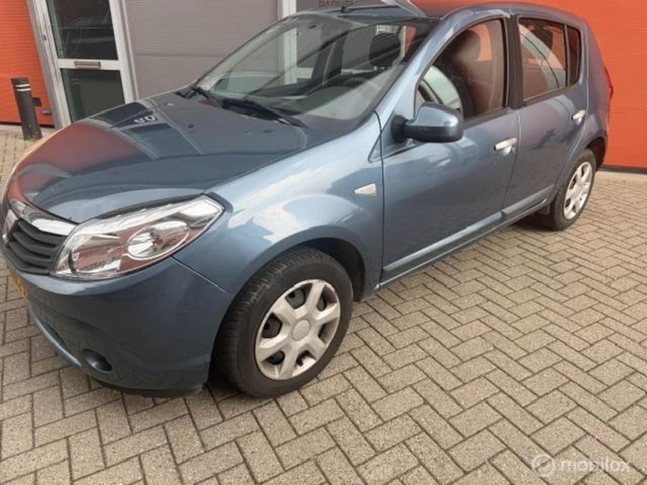 Dacia Sandero - 1.2 Lauréate KM NAP- APK-AIRCO- - AutoWereld.nl
