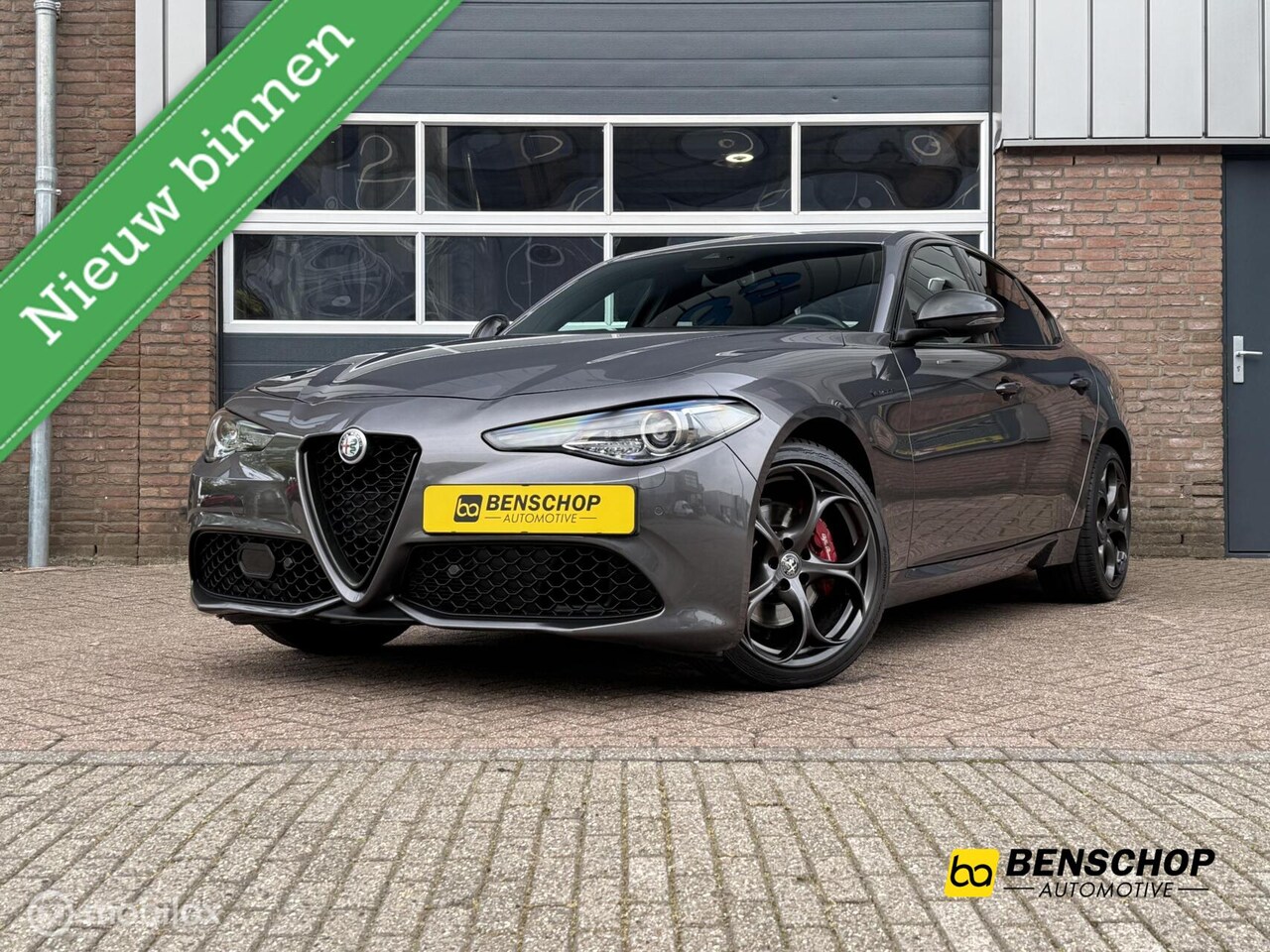 Alfa Romeo Giulia - 2.0 T Veloce AWD Navi Carplay Camera Leer LED Memory - AutoWereld.nl