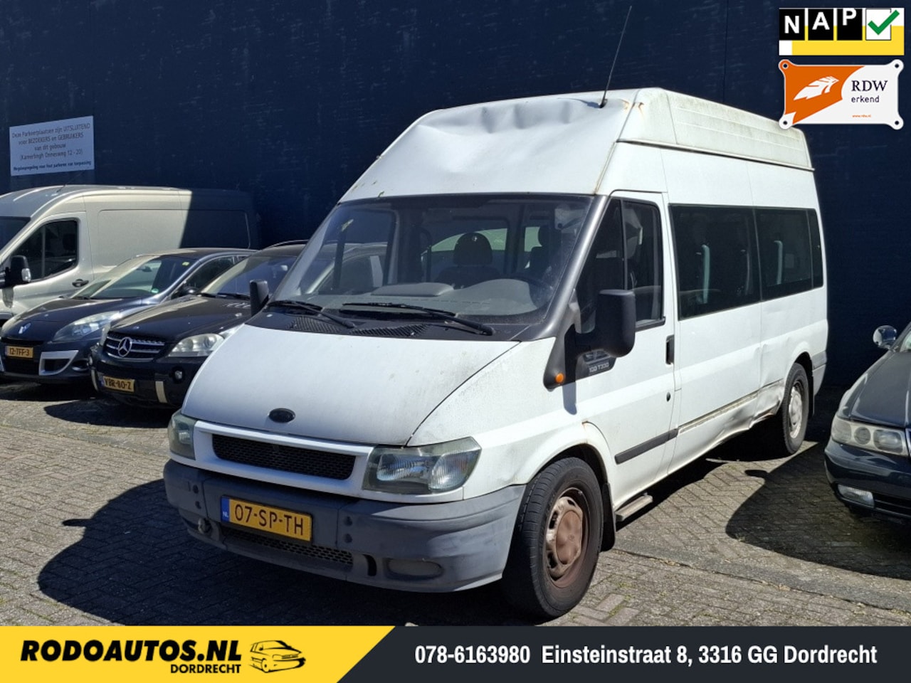 Ford Transit Kombi - 330L 2.0TDdi HD 9-Pers. Rolstoellift - AutoWereld.nl