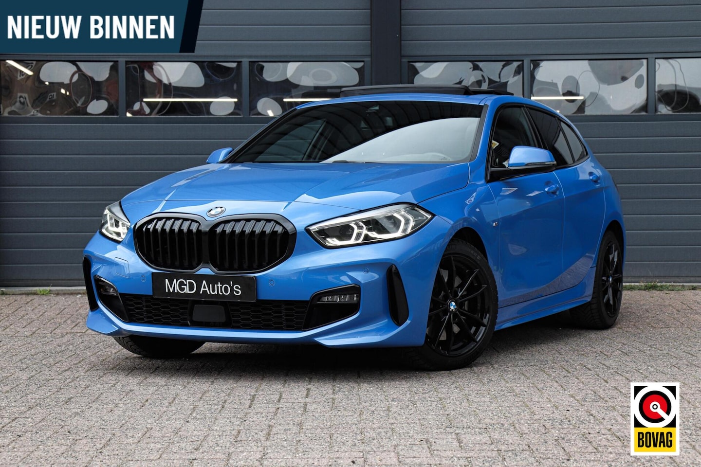 BMW 1-serie - 120i M-Sport M-Pakket |LED|PANODAK|STOEL+STUURVERW|CAMERA|CARPLAY | TREKHAAK - AutoWereld.nl