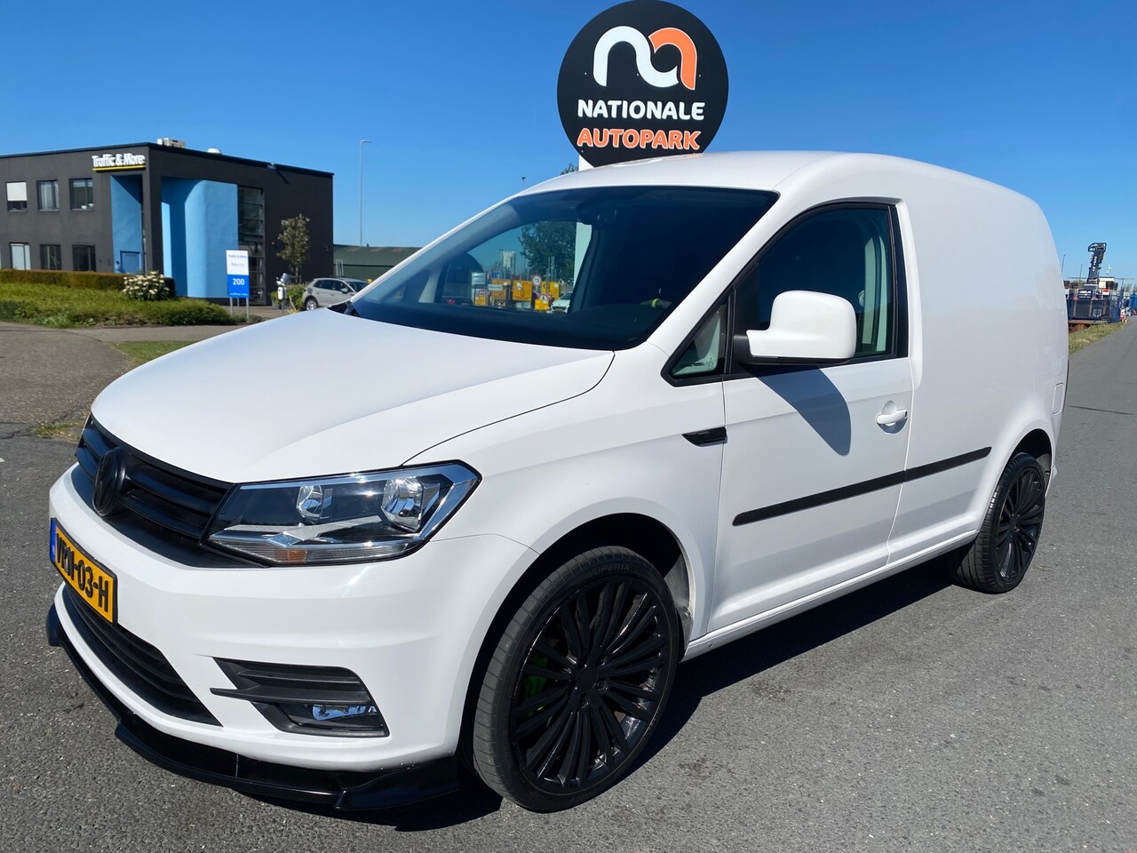 Volkswagen Caddy - 2017 * 2.0 TDI L1H1 BMT Trendline * EX BTW * APK * - AutoWereld.nl