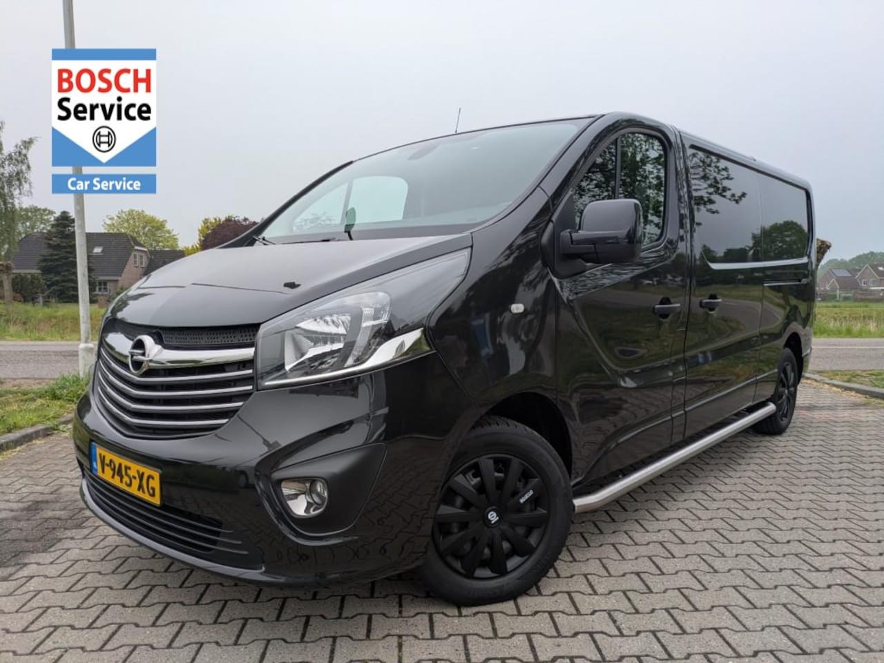 Opel Vivaro - 1.6 CDTI L2H1 Sport I 2x Schuifdeur I Cruise I Airco I Trekhaak I Navi I 3 persoons - AutoWereld.nl