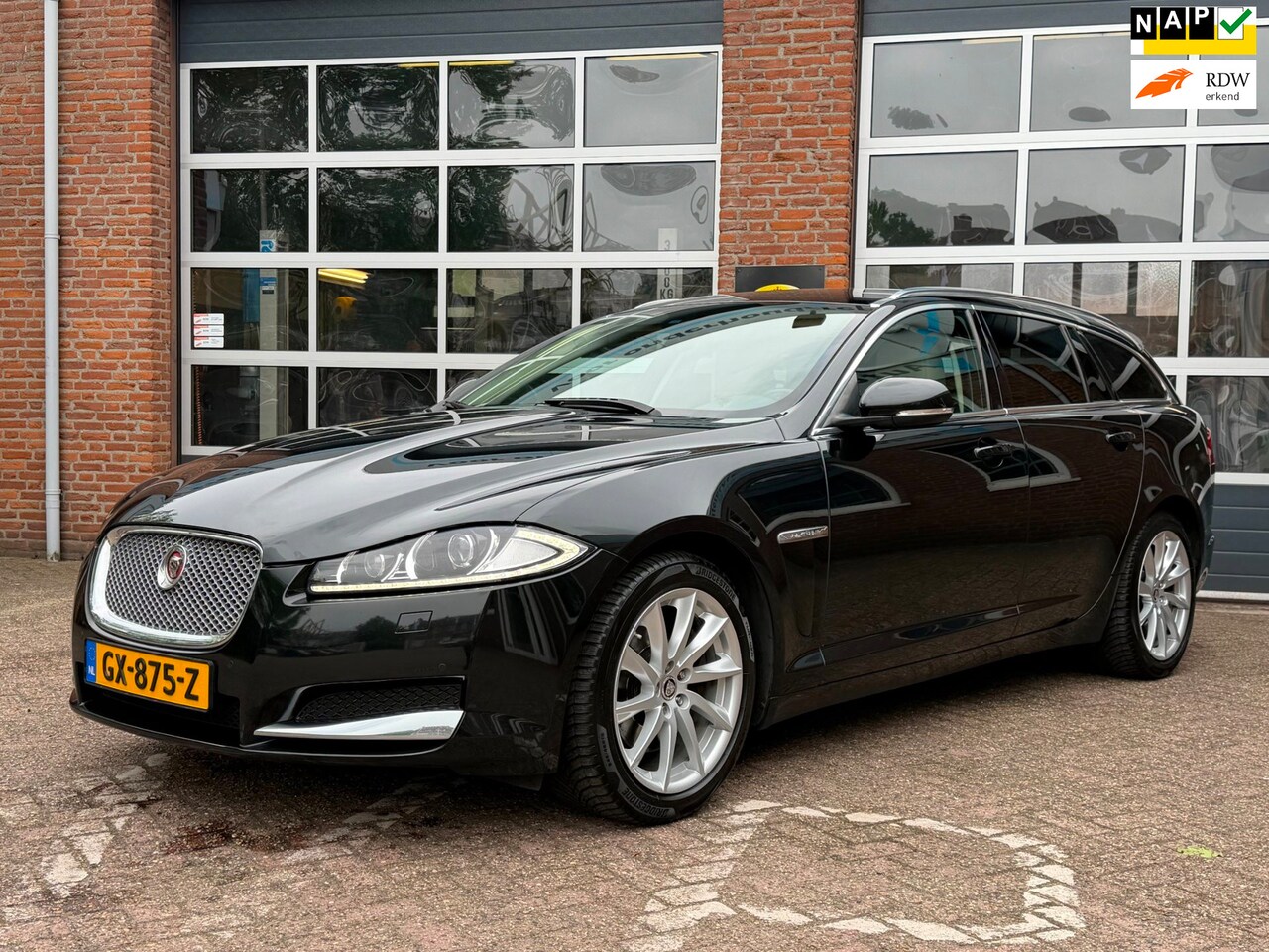 Jaguar XF Sportbrake - 2.2D 2.2D, leder, navi, camera, afn trekhaak, Clima, NL auto - AutoWereld.nl