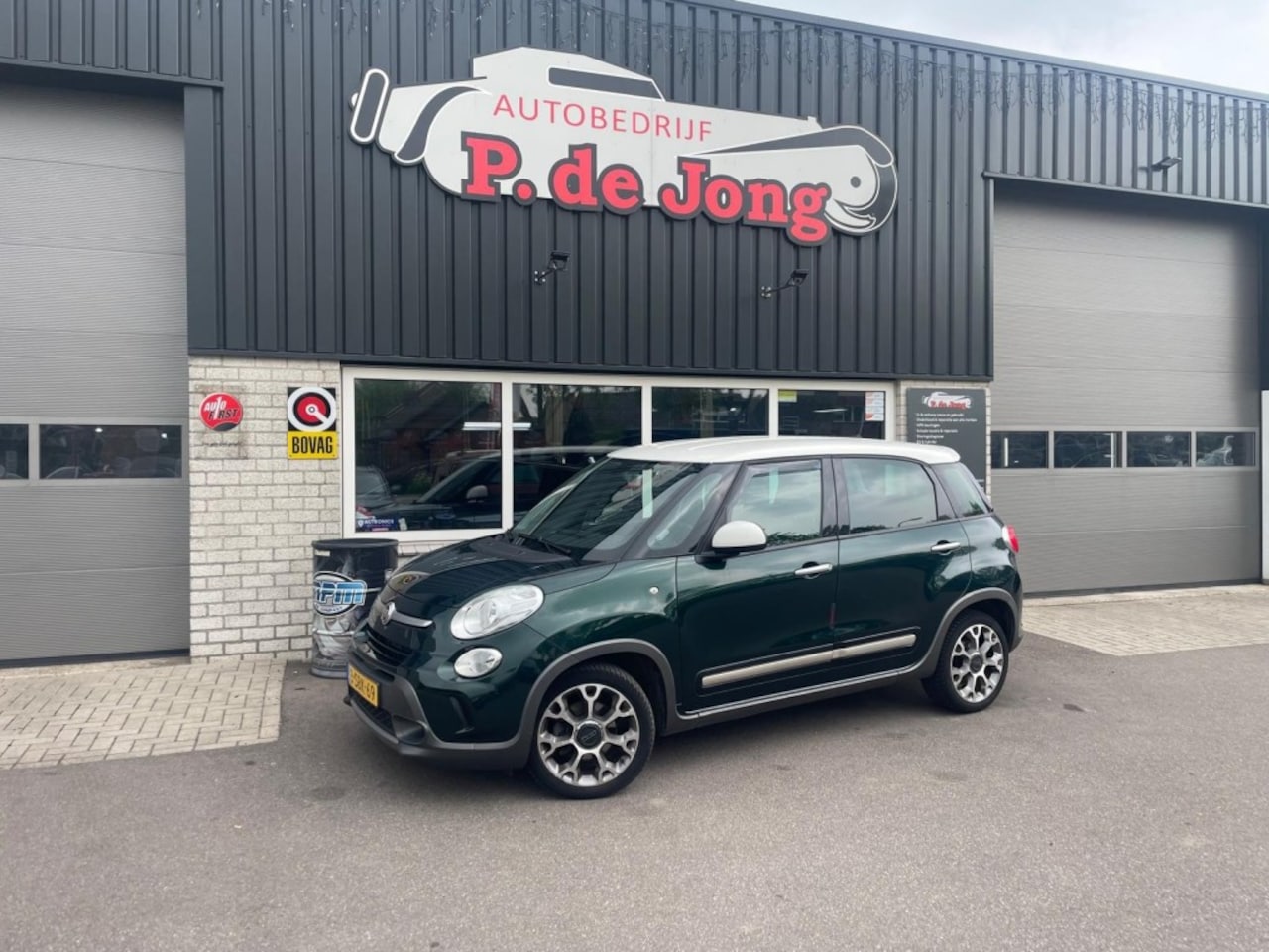 Fiat 500 L - 0.9 TWINAIR TREKKING Trekhaak Navi Cruise Airco Pdc - AutoWereld.nl