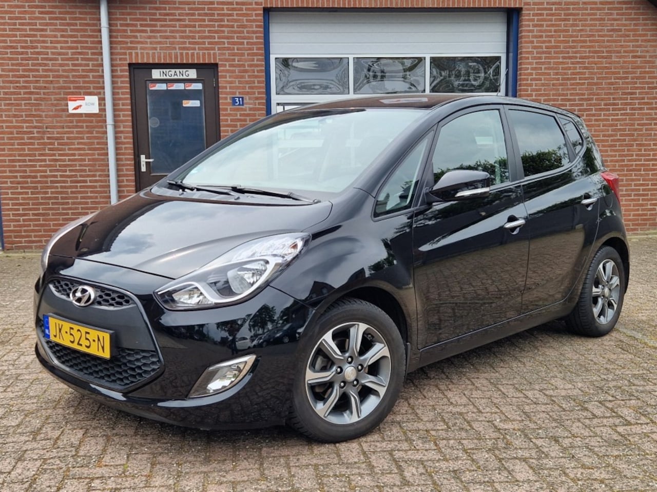 Hyundai ix20 - 1.6i Go! Airco NL-auto Navi Camera Cruise Trekhaak Dealer OH - AutoWereld.nl