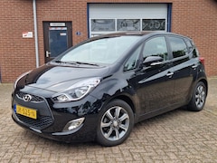 Hyundai ix20 - 1.6i Go Airco NL-auto Navi Camera Cruise Trekhaak Dealer OH