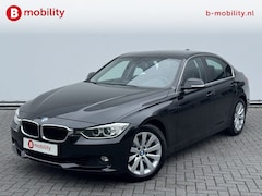 BMW 3-serie - 320i Upgrade Edition Automaat | Navigatie | Cruise Control | PDC