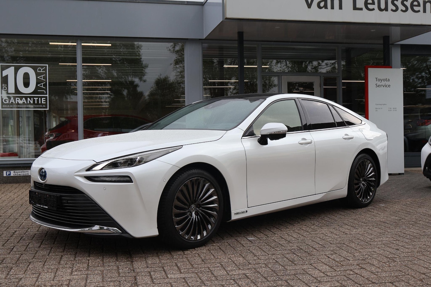 Toyota Mirai - Prestige OPEN DAK STOELVERKOELING JBL GELUID DODEHOEK KEYLESS - AutoWereld.nl