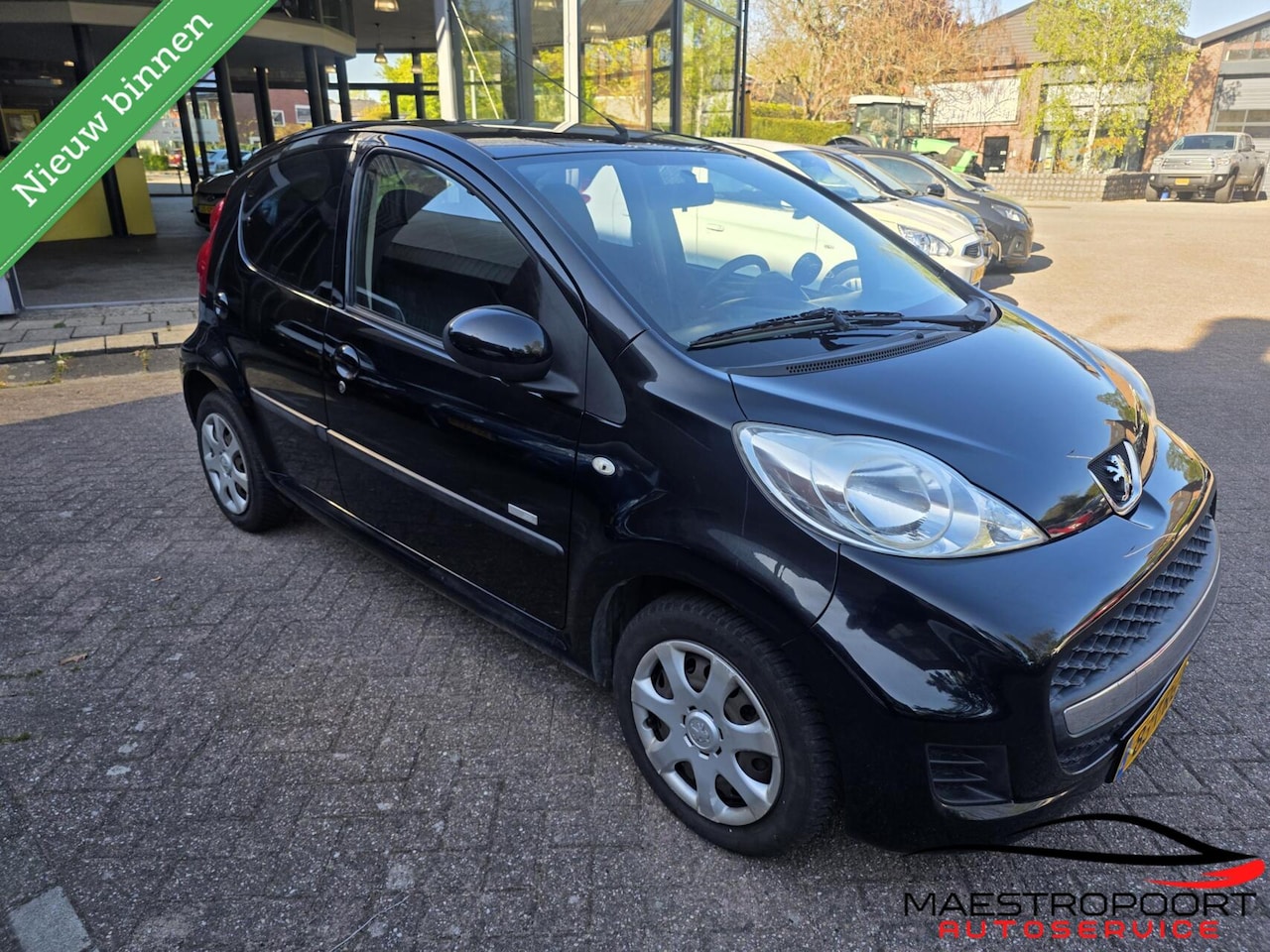Peugeot 107 - 1.0-12V Millesim 200 1.0-12V Millesim 200 - AutoWereld.nl